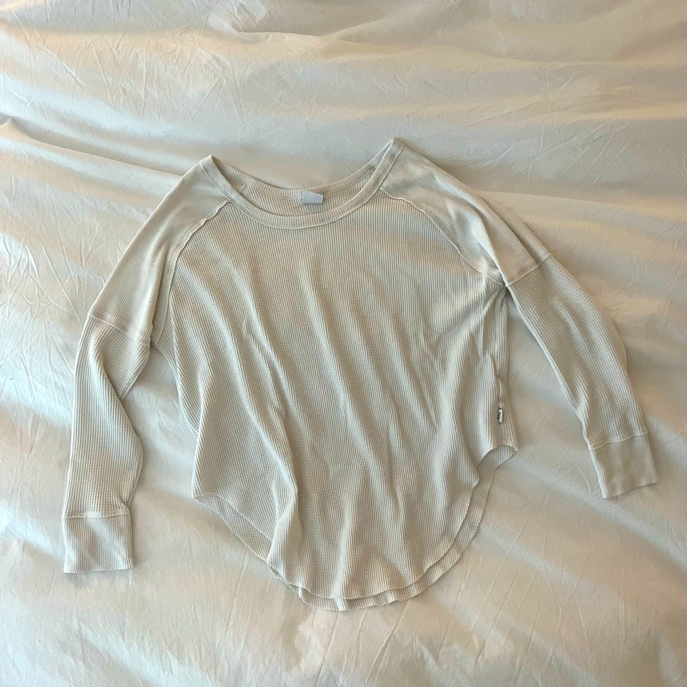 Aritzia TNA waffle tee